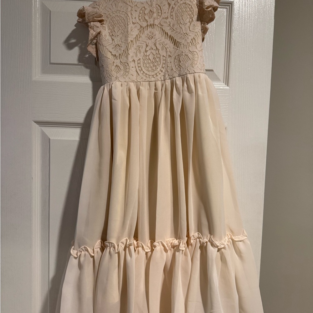Girls bridesmaid/formal dress size 4